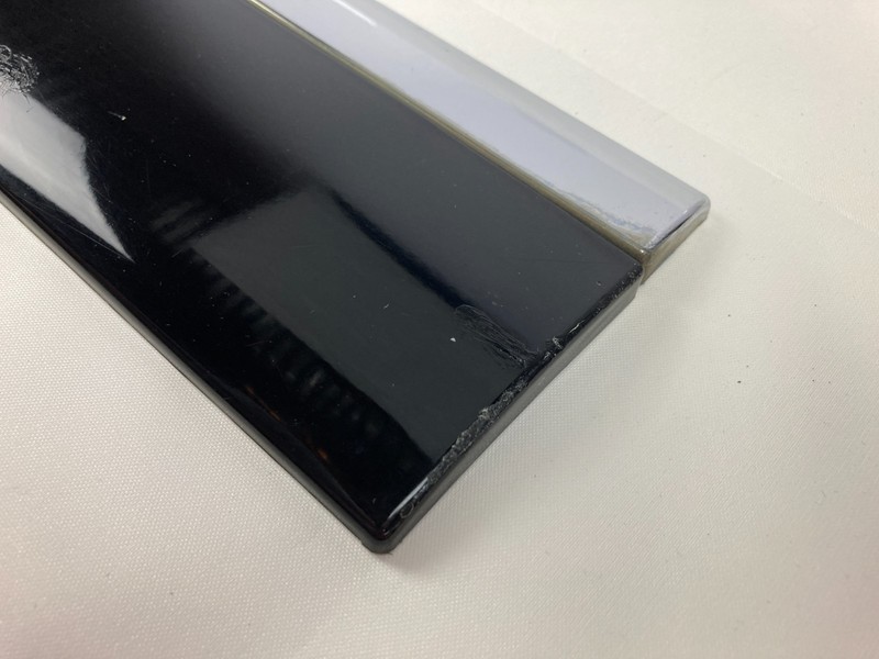 09-14 Suburban Yukon LH Drivers Side Front Door Exterior Molding Black Chrome gallery