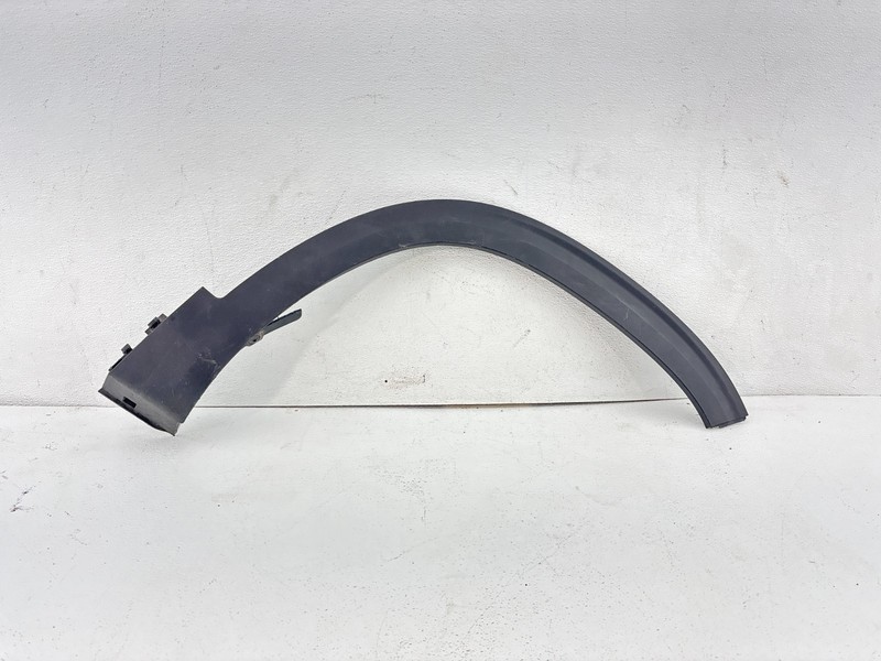 21-25 KIA SELTOS RIGHT PASS FRONT FENDER WHEEL ARCH FLARE MOLDING *DAMAGE* OEM