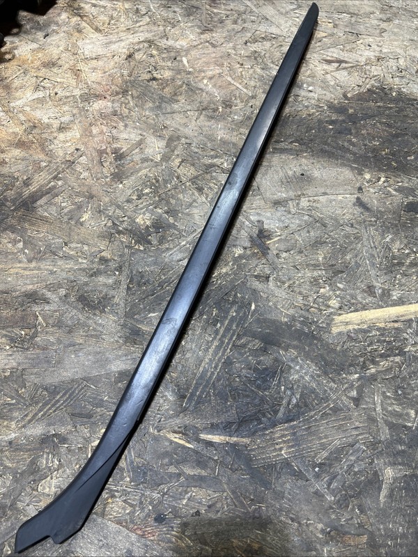 12-20 BMW F30 F80 RIGHT OUTER WINDSHIELD EXTERIOR A-PILLAR TRIM MOLDING OEM
