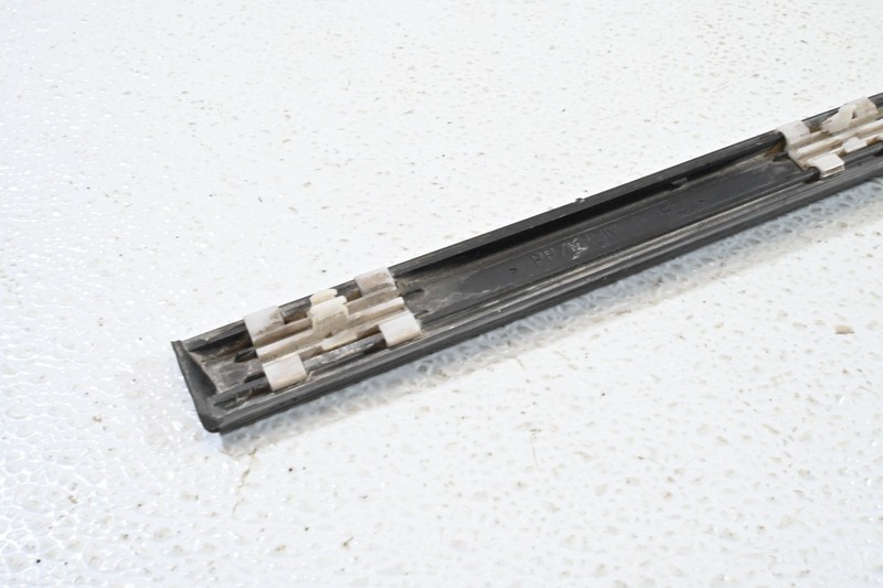 Rear Let Side Exterior Door Trim Molding Panel Black OEM BMW 325 330 01-05 4DR gallery