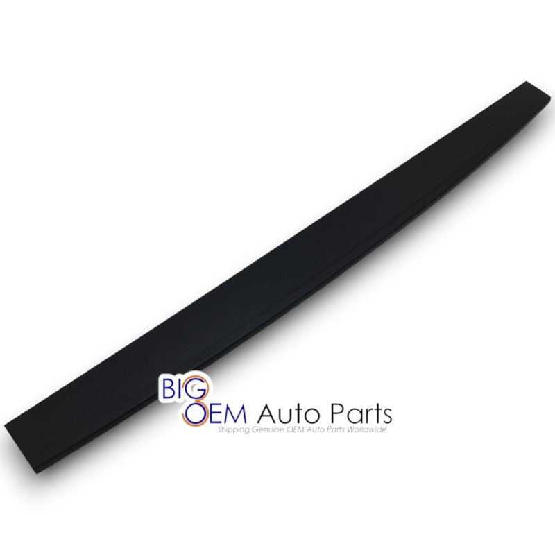 2015 - 2022 Chevrolet Colorado GMC Canyon Tailgate Cap Molding new OEM 23235996 gallery