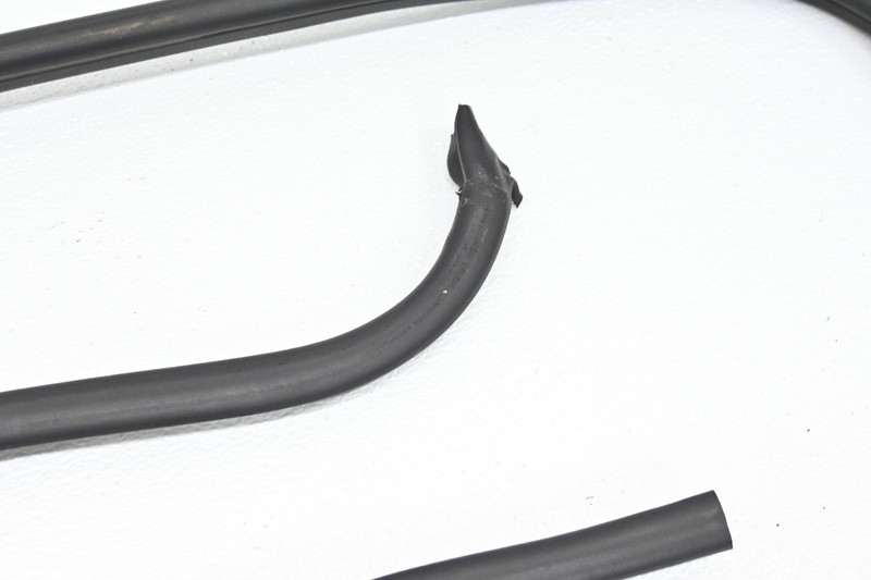 ⭐ 99-06 Bmw E46 3 Series Engine Compartment Filter Rubber Seal Gasket Seal Oem gallery