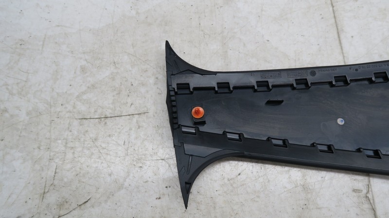 2014-2019 Mercedes CLA250 C117 OEM Exterior Right Side B-Pillar Molding Trim gallery