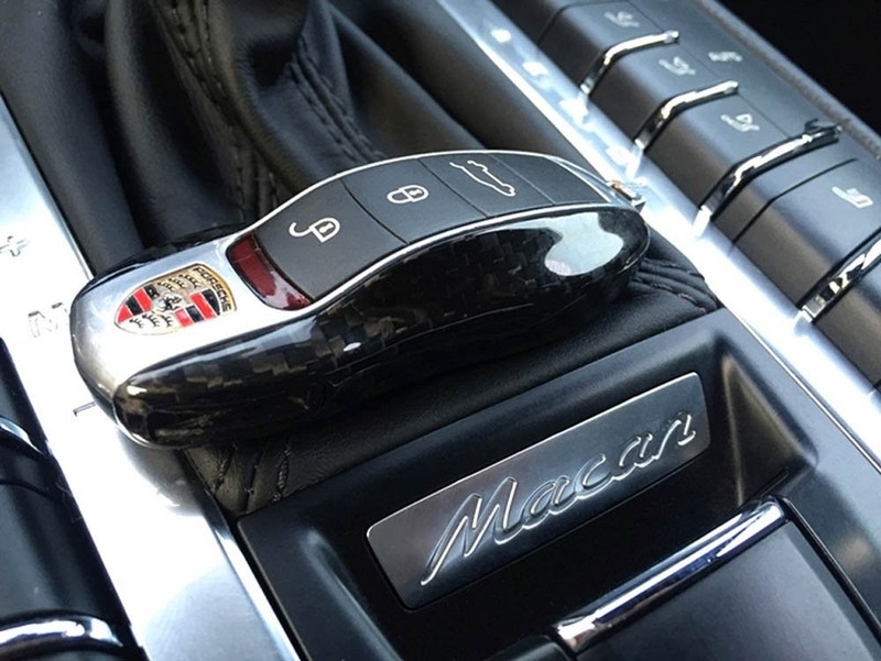 Carbon Fiber Remote Smart Key Shell Cover For Porsche Cayenne Panamera Macan 911 gallery