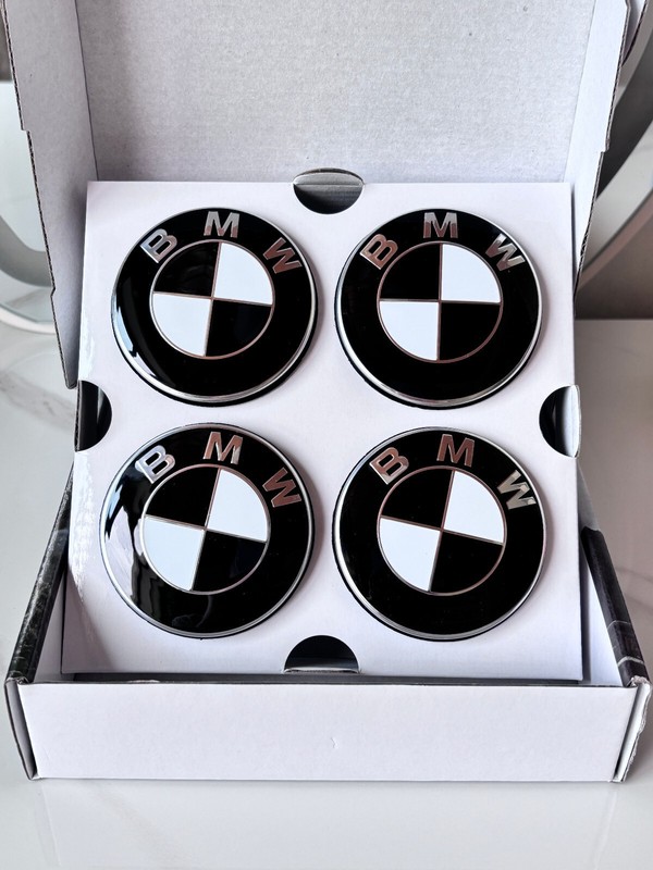 4Pc/Set New BMW Black And White Floating Rotation Car Wheel Center Caps 56mm