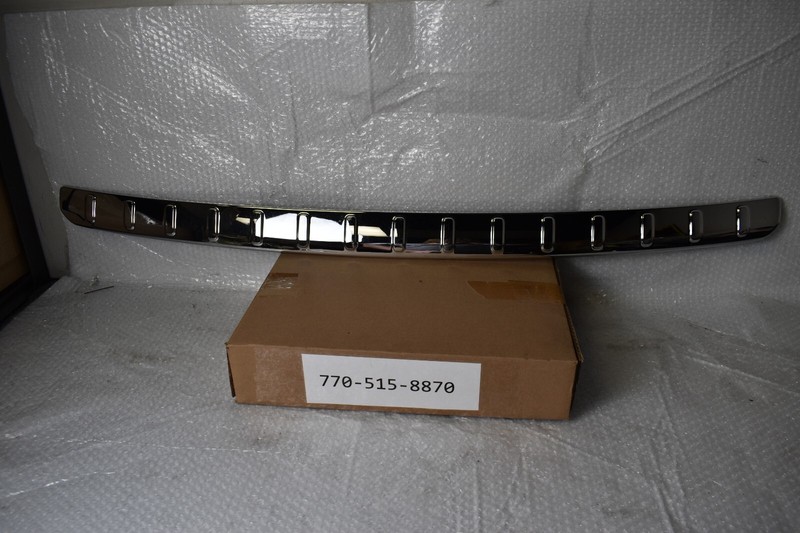 MERCEDES BENZ GLS580 4MATIC EDGE GUARD CHROME 2020-2025 OEM A167 693 14 00