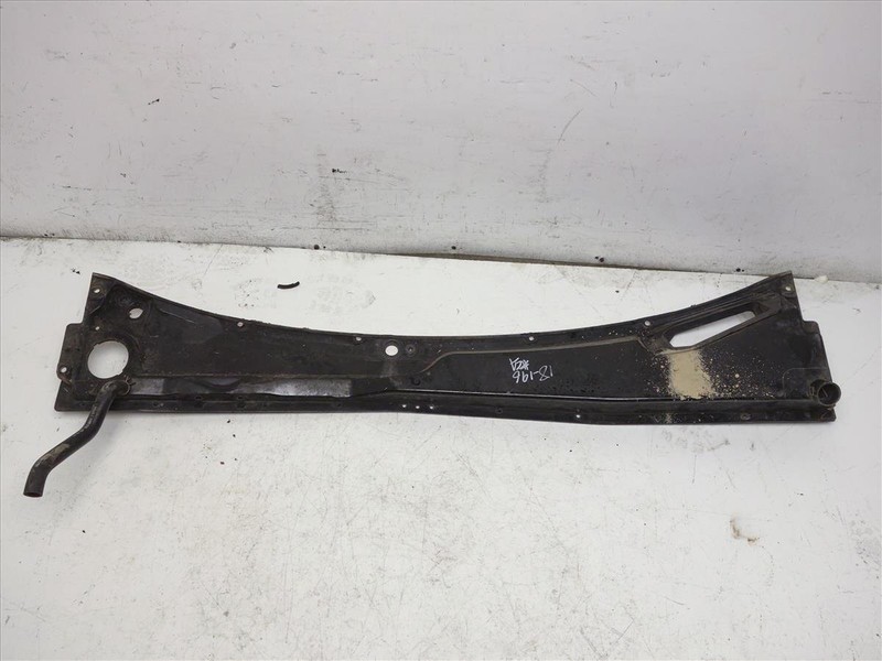 1998-2003 Toyota Sienna Metal Cowl Assy 55700-08010
