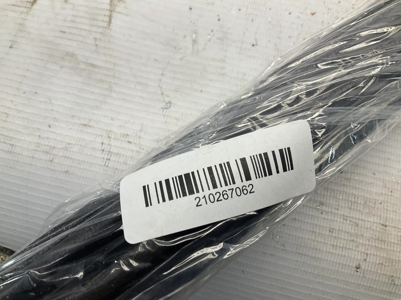 18-24 Volkswagen Tiguan Front Left Driver Side Door Belt Molding Trim Pair Q gallery