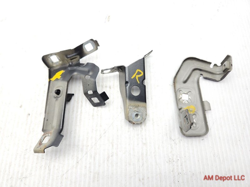 2013 BMW 320i 328i 335i 340i 330i F30 F31 Right Fender Bracket Set 3pc 8066938