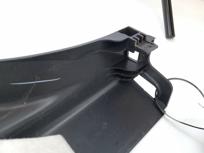 2007 DODGE NITRO RIGHT LOWER CENTER B PILLAR 6714 gallery