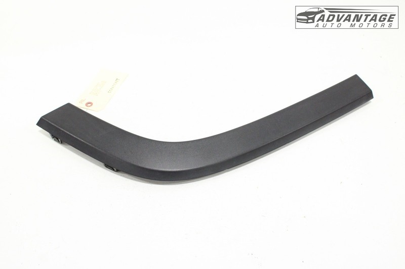 2019-2023 JEEP CHEROKEE REAR LEFT SIDE EXTERIOR DOOR WHEEL FLARE MOLDING OEM