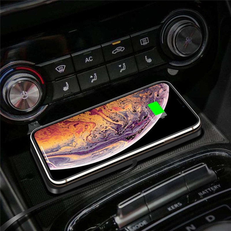 Car Fast Charger Pad Dashboard Mat Holder Stand Charging Mat Auto Accessories gallery