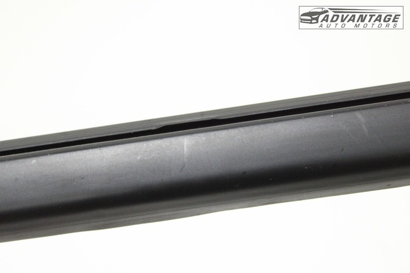 2016-21 HONDA CIVIC FRONT RIGHT PASSENGER SIDE EXTERIOR WINDOW BELT MOLDING OEM gallery