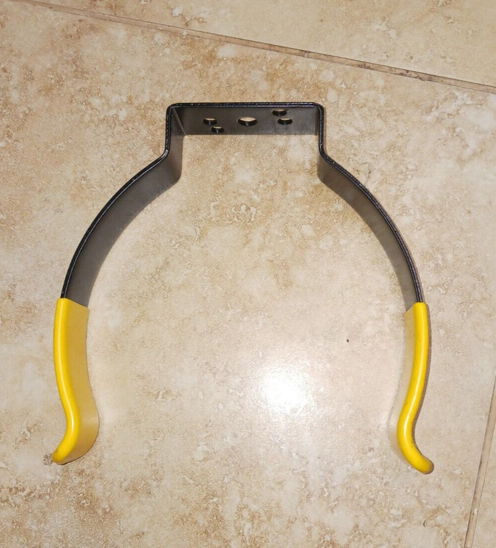 Replacement clip black/yellow for use w/ high pressure tanks Flamefighter Clip