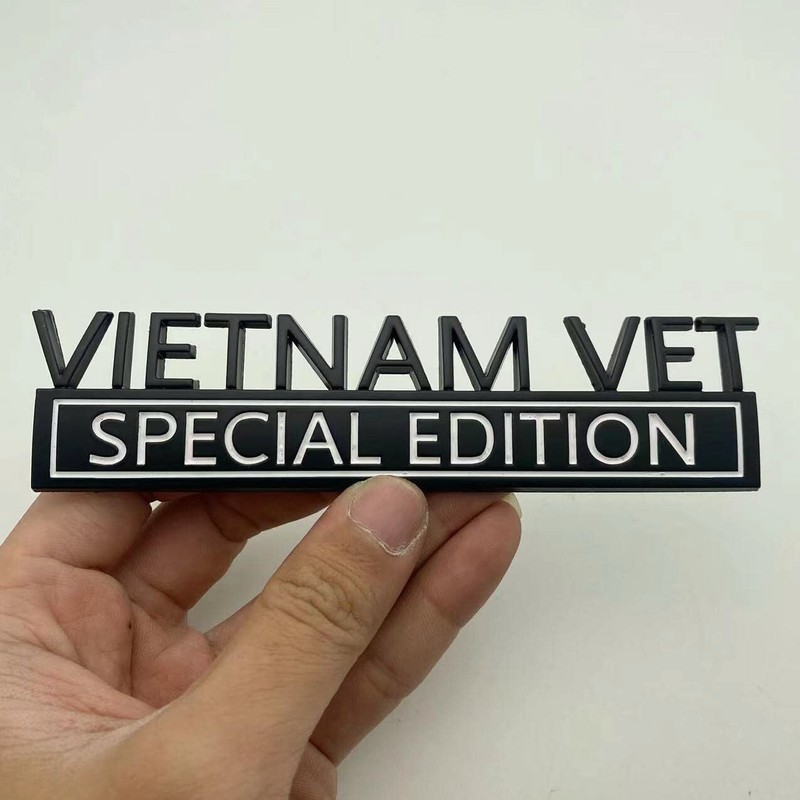 1pcs Vietnam Vet Edition Metal Car Truck Emblem Decal Badge (Black and White)