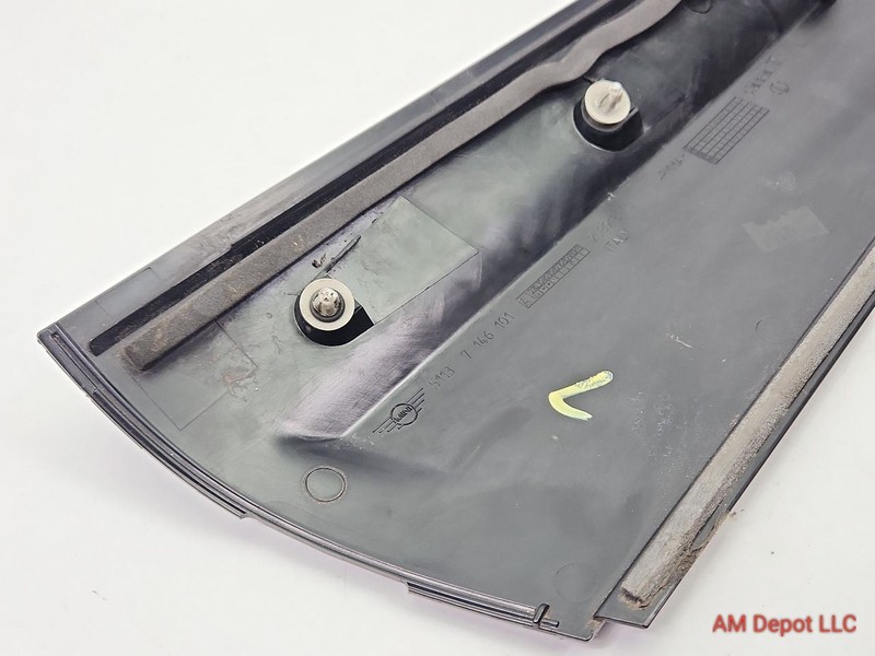 2009 Mini Cooper S R56 Rear Left C Pillar Outside Trim 51137146101 gallery
