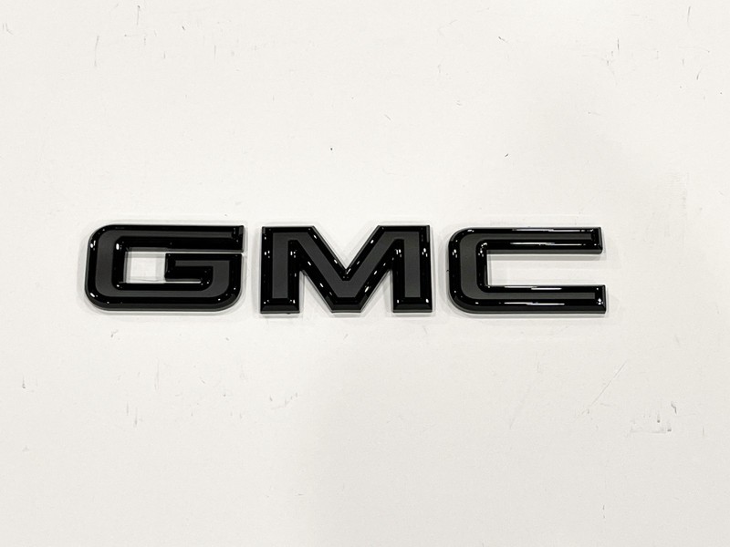 New Blackout GMC Rear Emblem Fit 2021-24 Yukon, 20+ Acadia ,22+ Terrain
