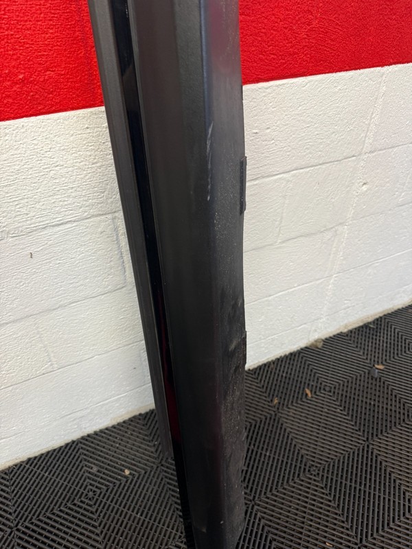 2013 CAMARO ZL1 OEM DRIVER LH SIDE SKIRT ROCKER PANEL ASSEMBLY USED **SEE PICS** gallery