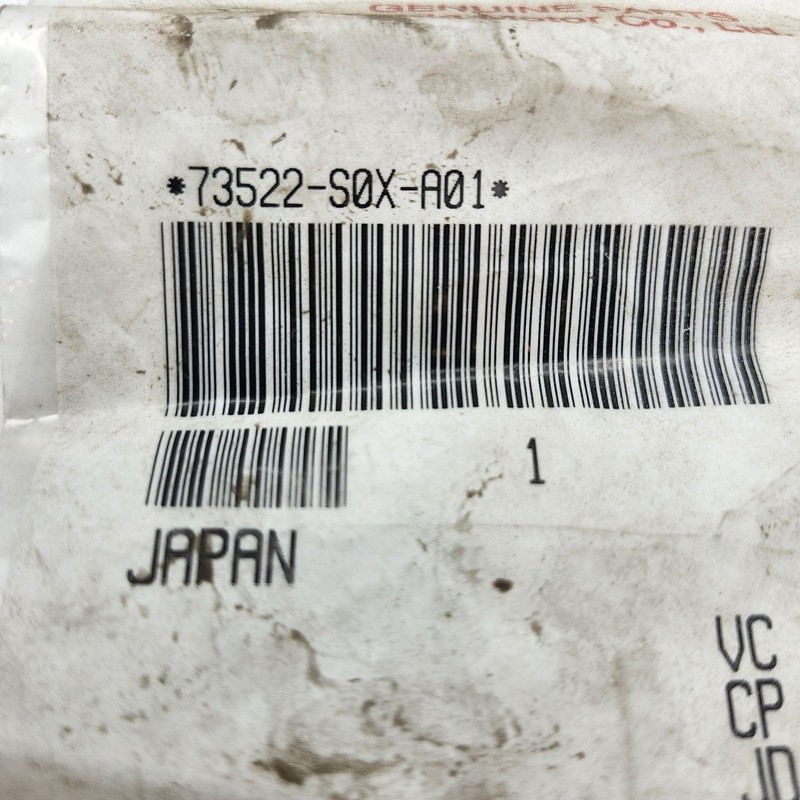 Honda Genuine OEM Parts Retainer Clip 73522-S0X-A01 1994-2004 Odyssey