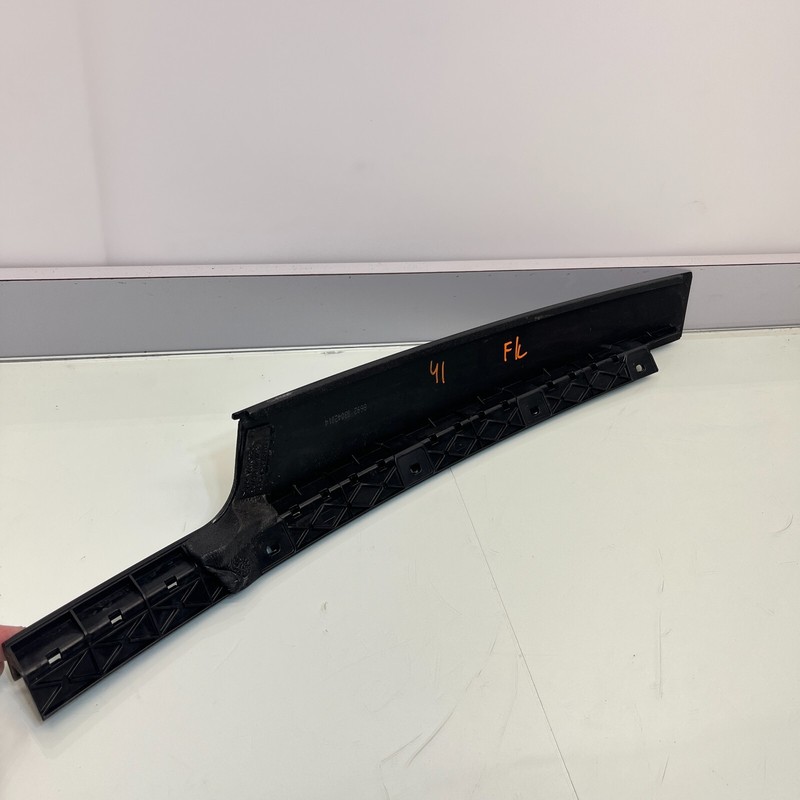 2012 - 2018 BMW 3 328i F30 FRONT / LEFT DOOR B PILLAR MOLDING TRIM OEM 7258309 gallery