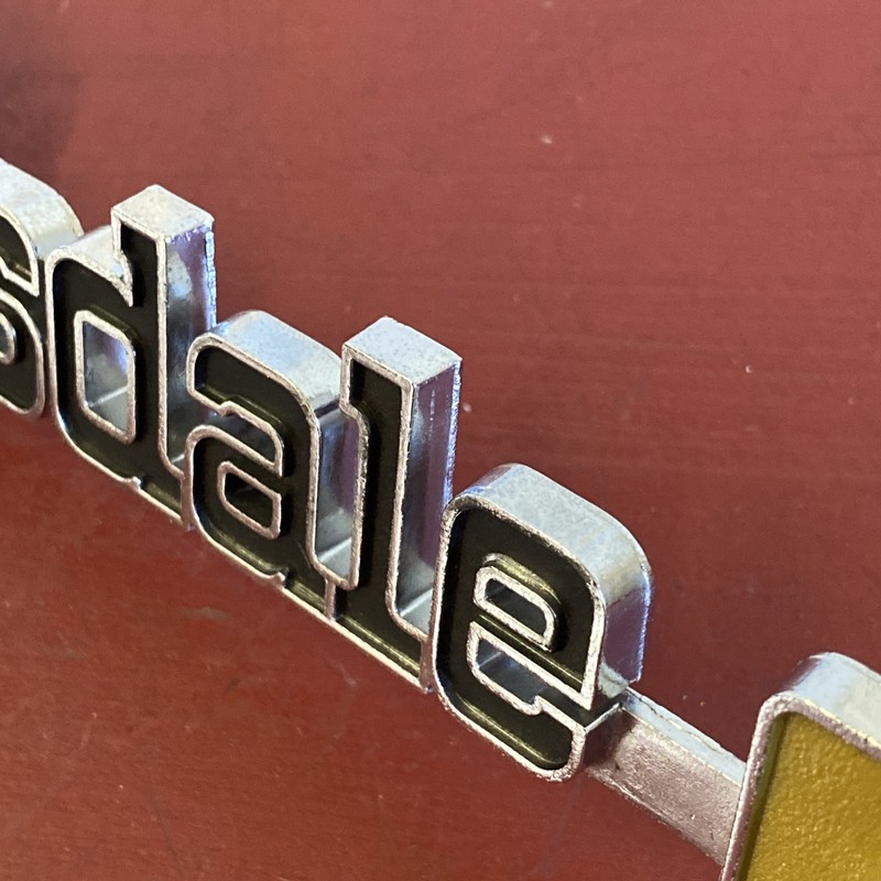 1975 - 1980 CHEVROLET SCOTTSDALE PICKUP TRUCK EMBLEM 349690 gallery
