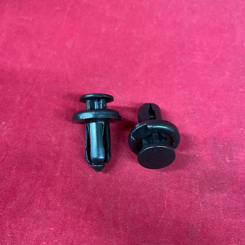 Set of 100: OE Spec Nylon Bumper Retainer Clips For Honda Acura # 91503-SZ5-003 gallery